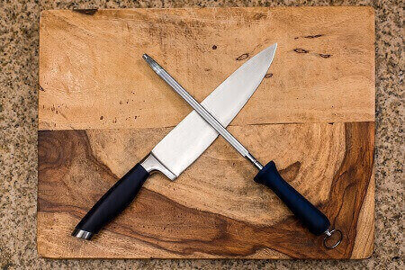 How to Hone a Dull Knife With a Sharpening Steel – Cutlery Advisor