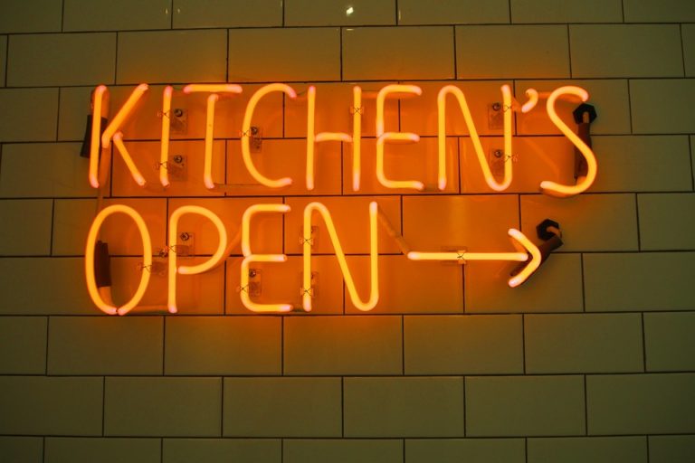 7 Expenses of Opening a New Restaurant That Most People Forget