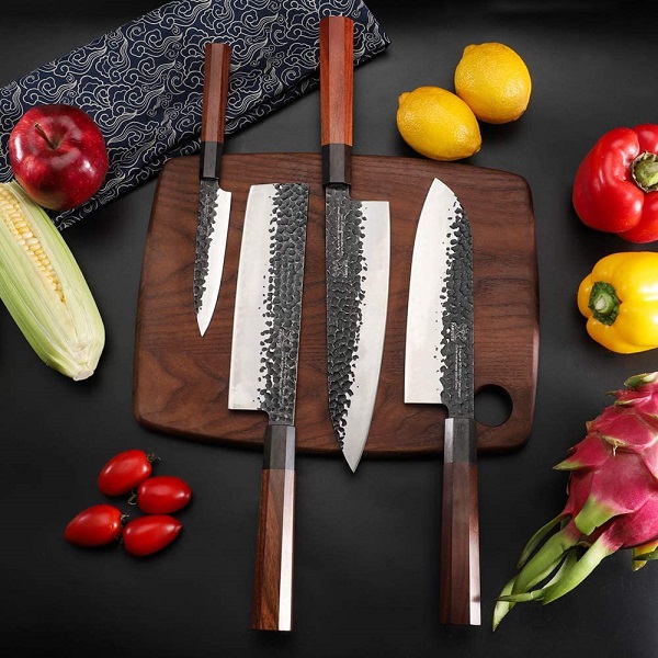 FAMCÜTE 8 Inch Professional Japanese Chef Knife, 3 Layer 9CR18MOV Clad Steel w/octagon Handle Gyuto Sushi Knife for Home Kitchen & Restaurant
